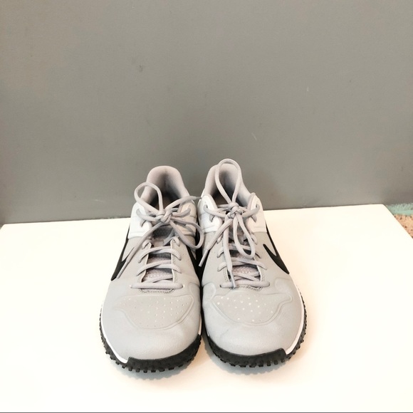 Shoes - Picture 2 of 3